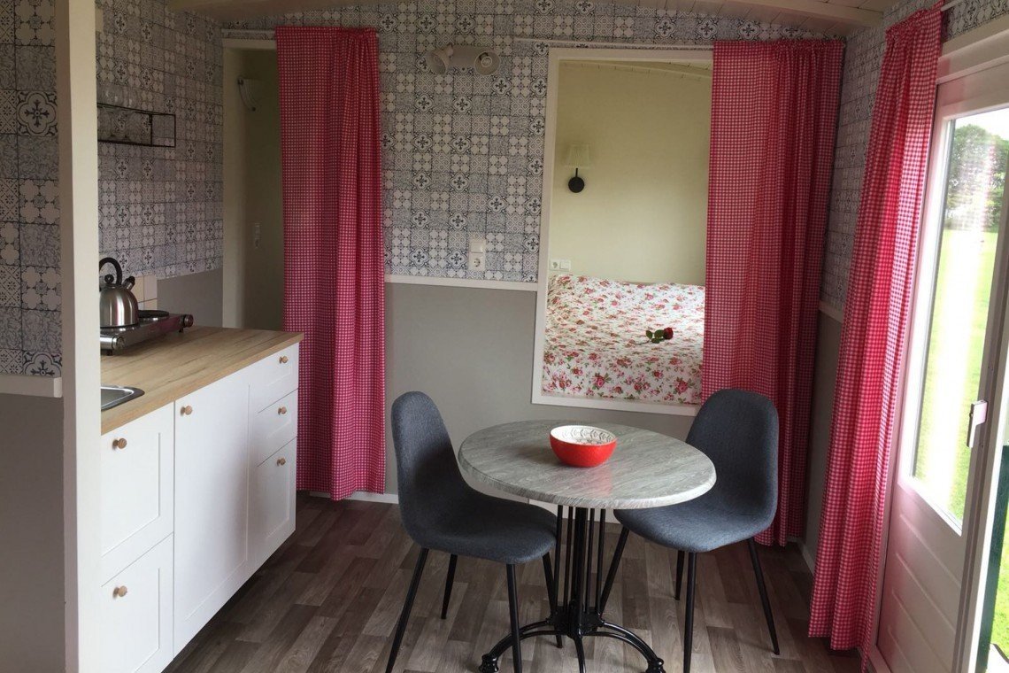 Pipowagen binnenkant 2