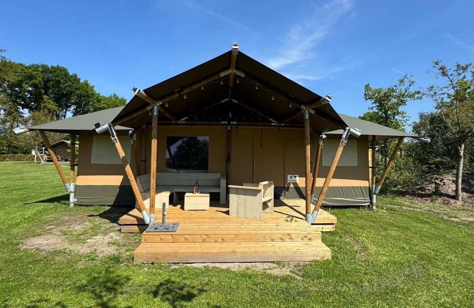 Safaritent 7 personen veluwe kamperen